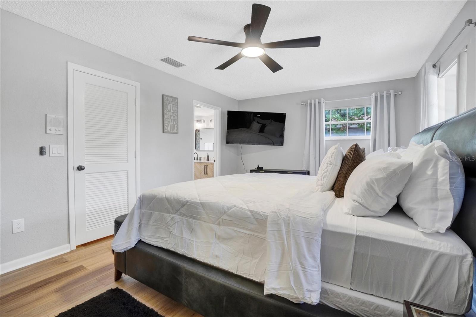 216 N GRIFFIN DR, CASSELBERRY, FL, 32707