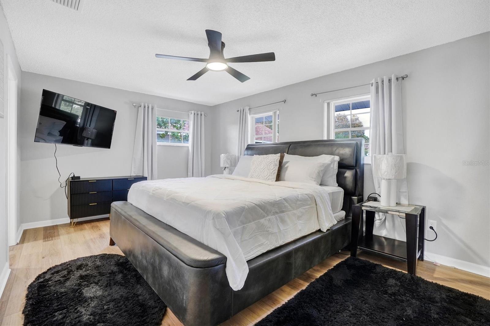 216 N GRIFFIN DR, CASSELBERRY, FL, 32707