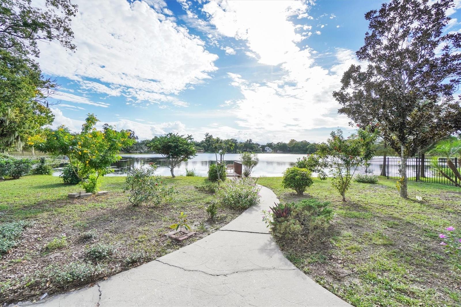 216 N GRIFFIN DR, CASSELBERRY, FL, 32707