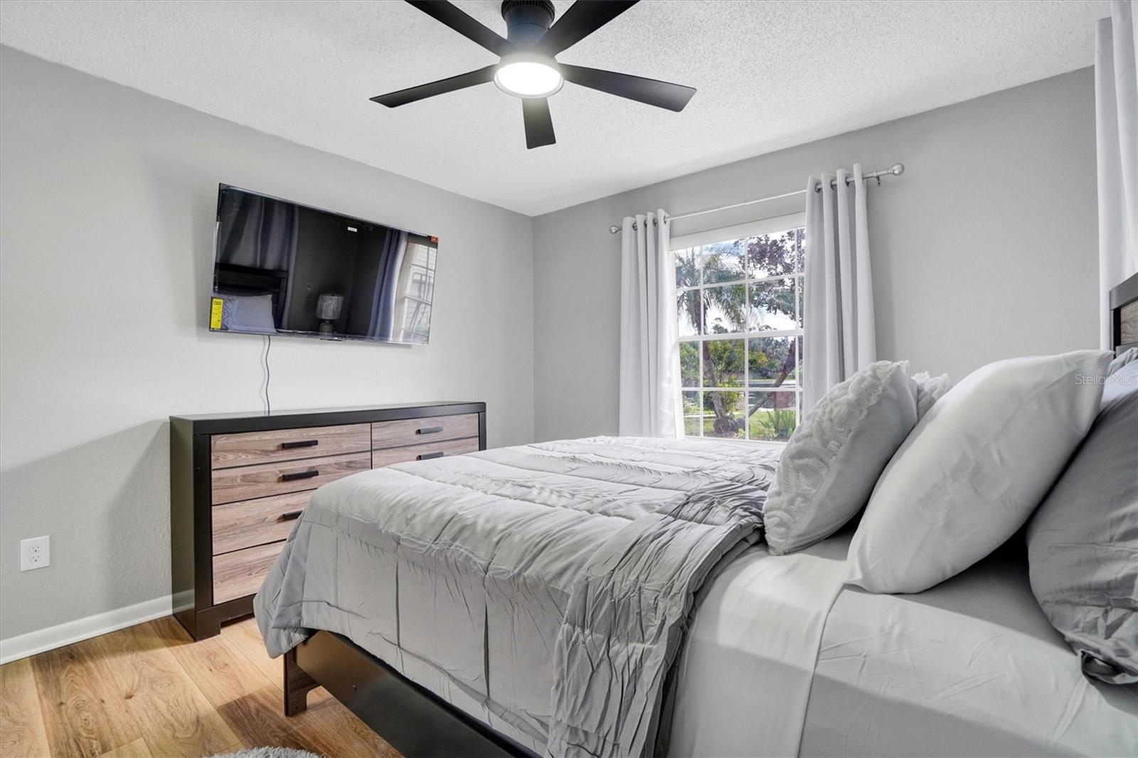 216 N GRIFFIN DR, CASSELBERRY, FL, 32707