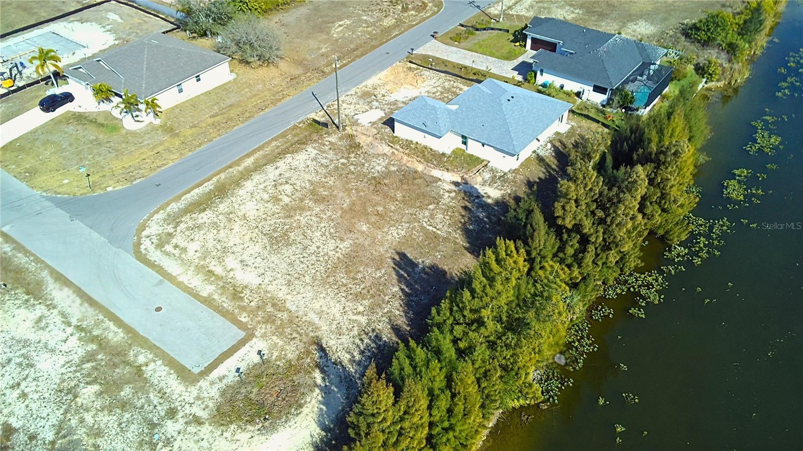 122 NE 9TH ST, CAPE CORAL, FL, 33909