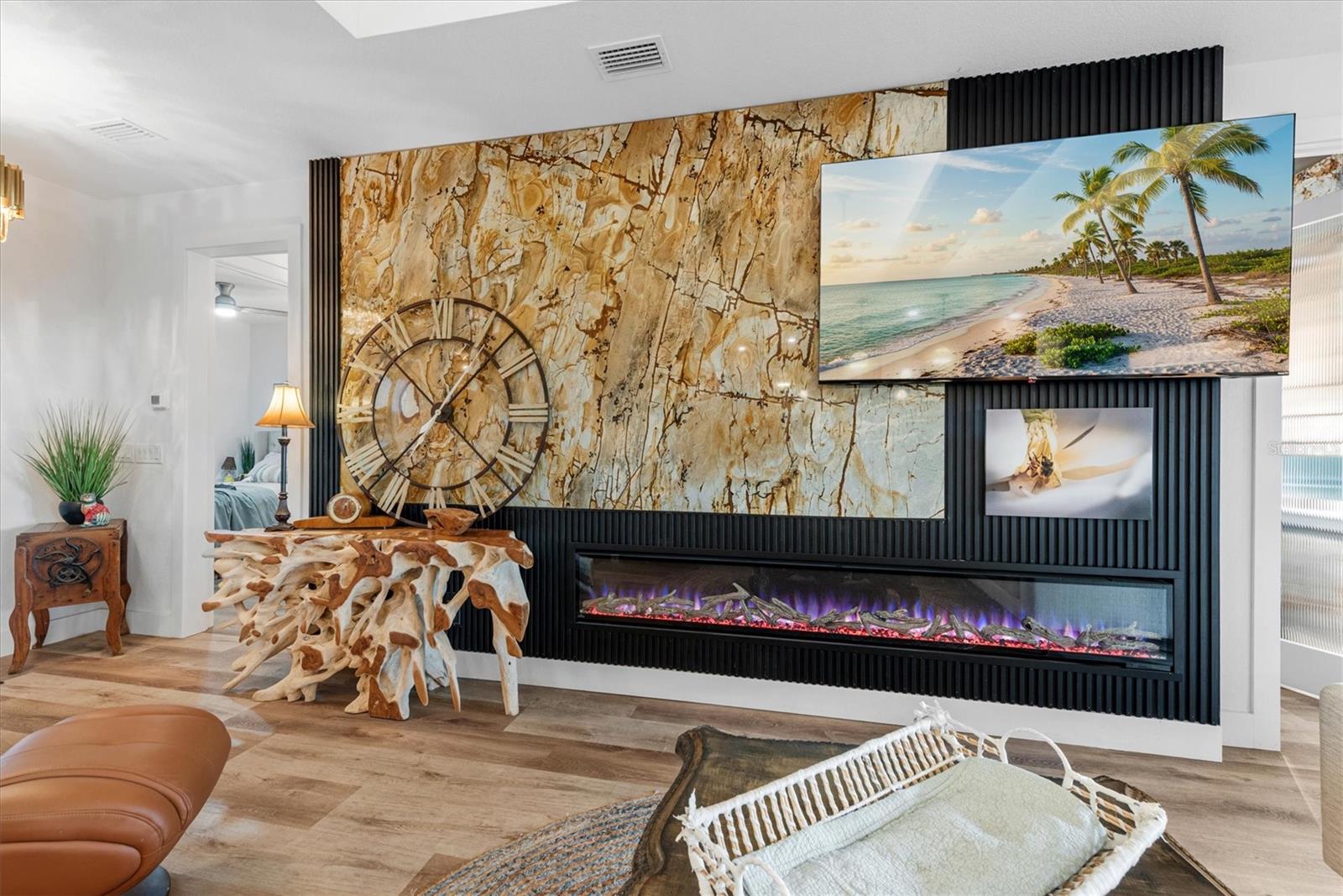 3001 BANYAN WAY, PUNTA GORDA, FL, 33950