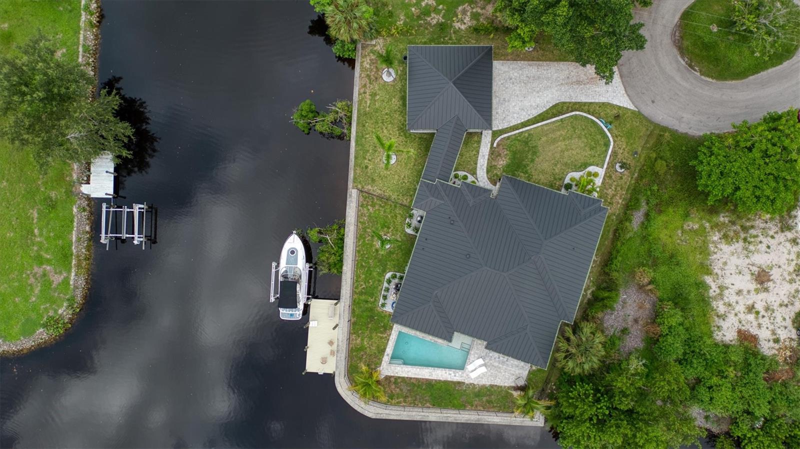 3001 BANYAN WAY, PUNTA GORDA, FL, 33950