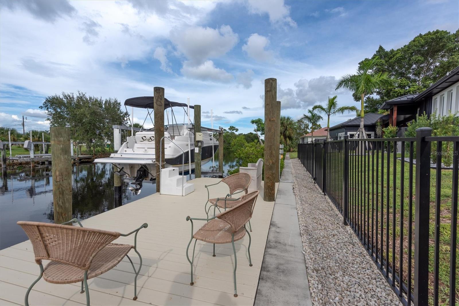 3001 BANYAN WAY, PUNTA GORDA, FL, 33950