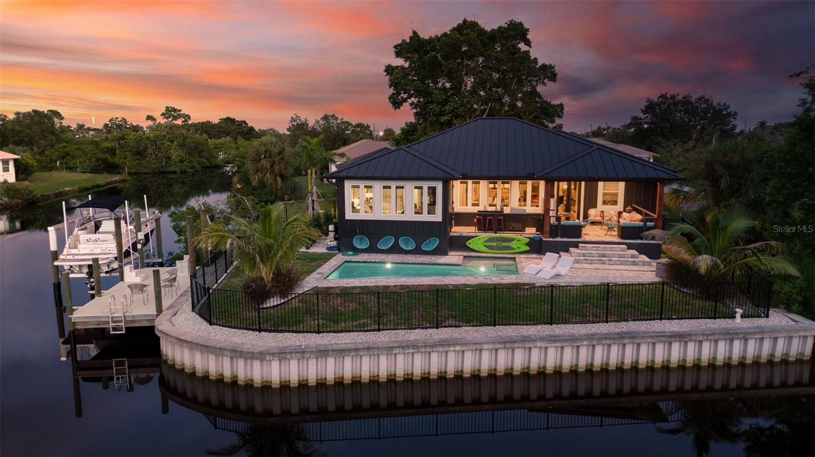 3001 BANYAN WAY, PUNTA GORDA, FL, 33950