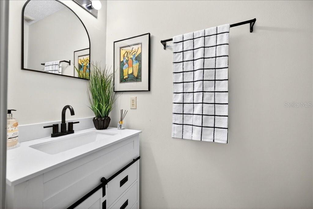 16 LAKE FOREST CT N, PALM COAST, FL, 32137