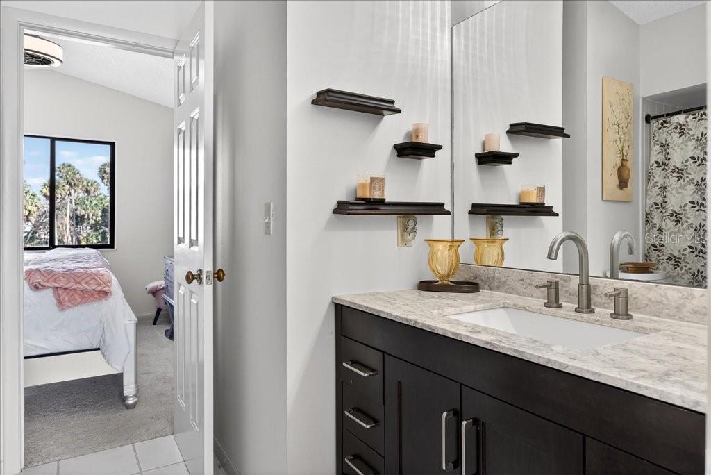 16 LAKE FOREST CT N, PALM COAST, FL, 32137