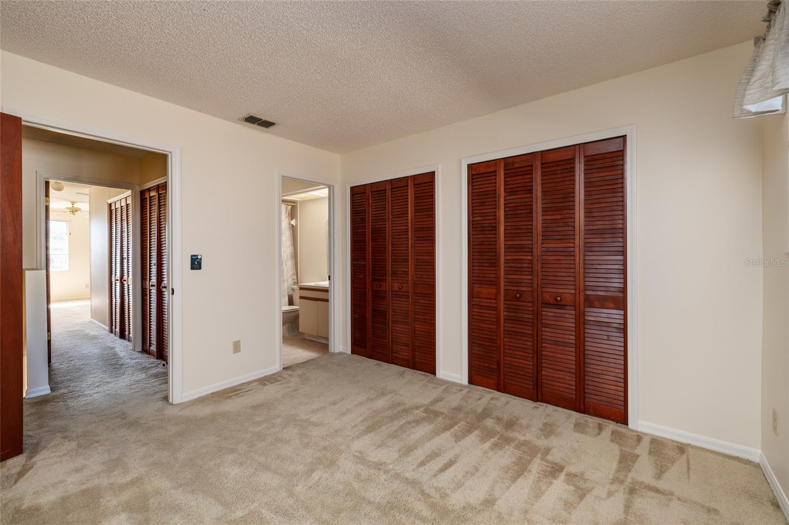 9252 WESTLINKS TER, SEMINOLE, FL, 33777