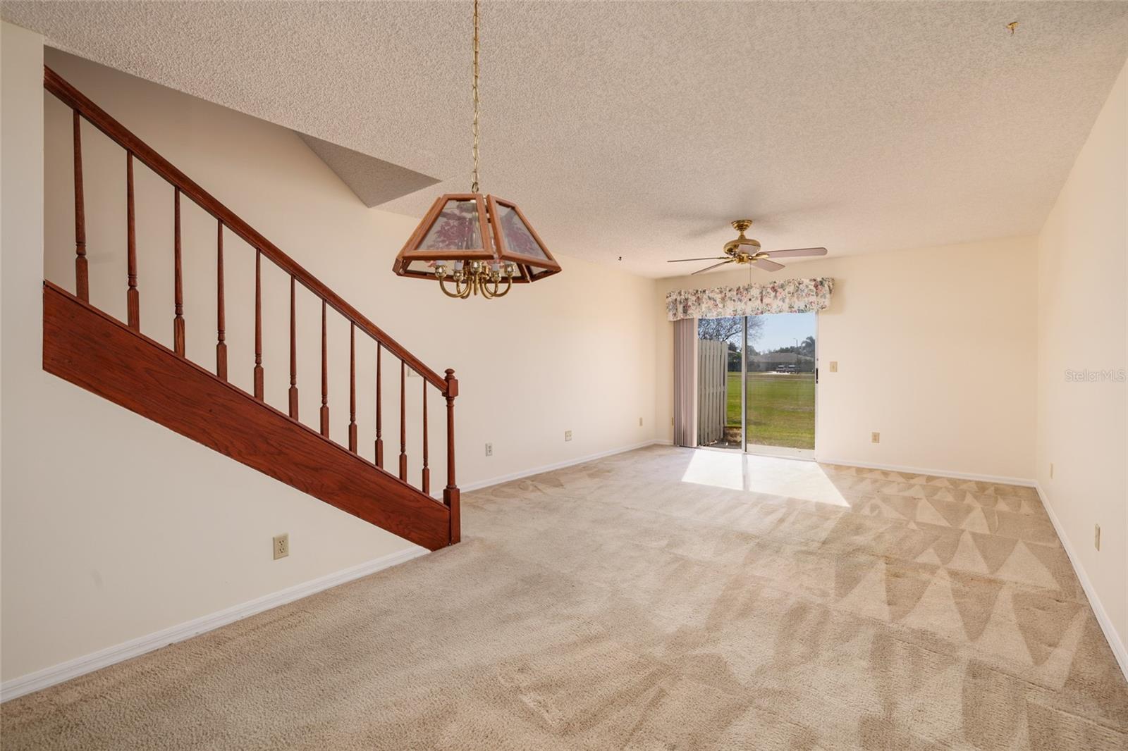 9252 WESTLINKS TER, SEMINOLE, FL, 33777