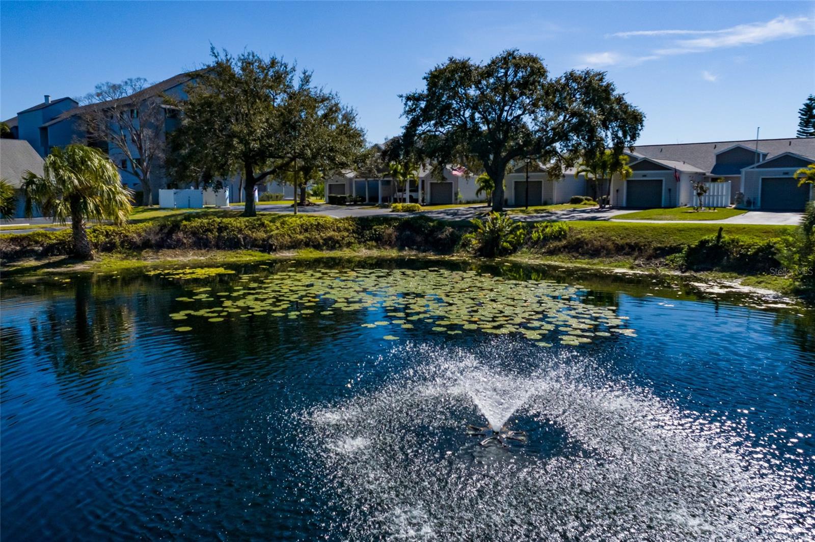 9252 WESTLINKS TER, SEMINOLE, FL, 33777