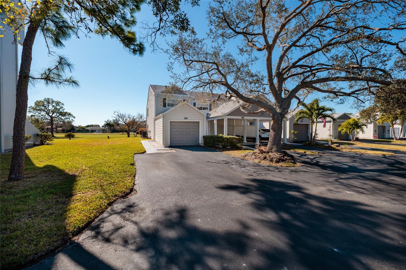 9252 WESTLINKS TER, SEMINOLE, FL, 33777