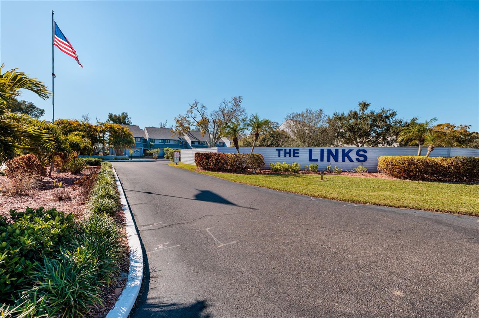 9252 WESTLINKS TER, SEMINOLE, FL, 33777