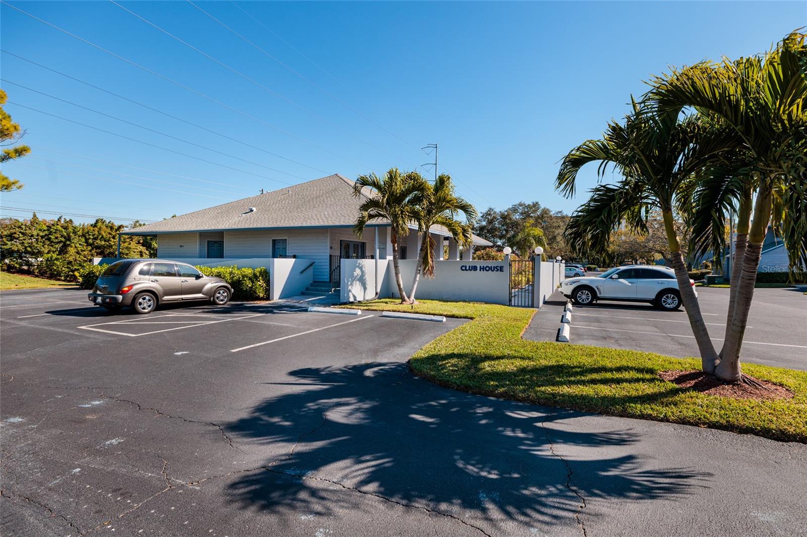 9252 WESTLINKS TER, SEMINOLE, FL, 33777