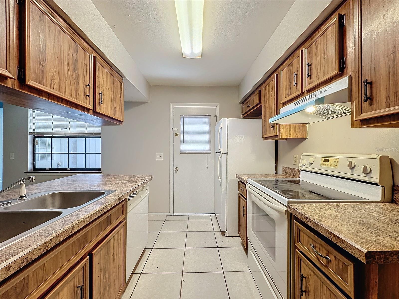 4616 LIGHTHOUSE CIR #101, ORLANDO, FL, 32808