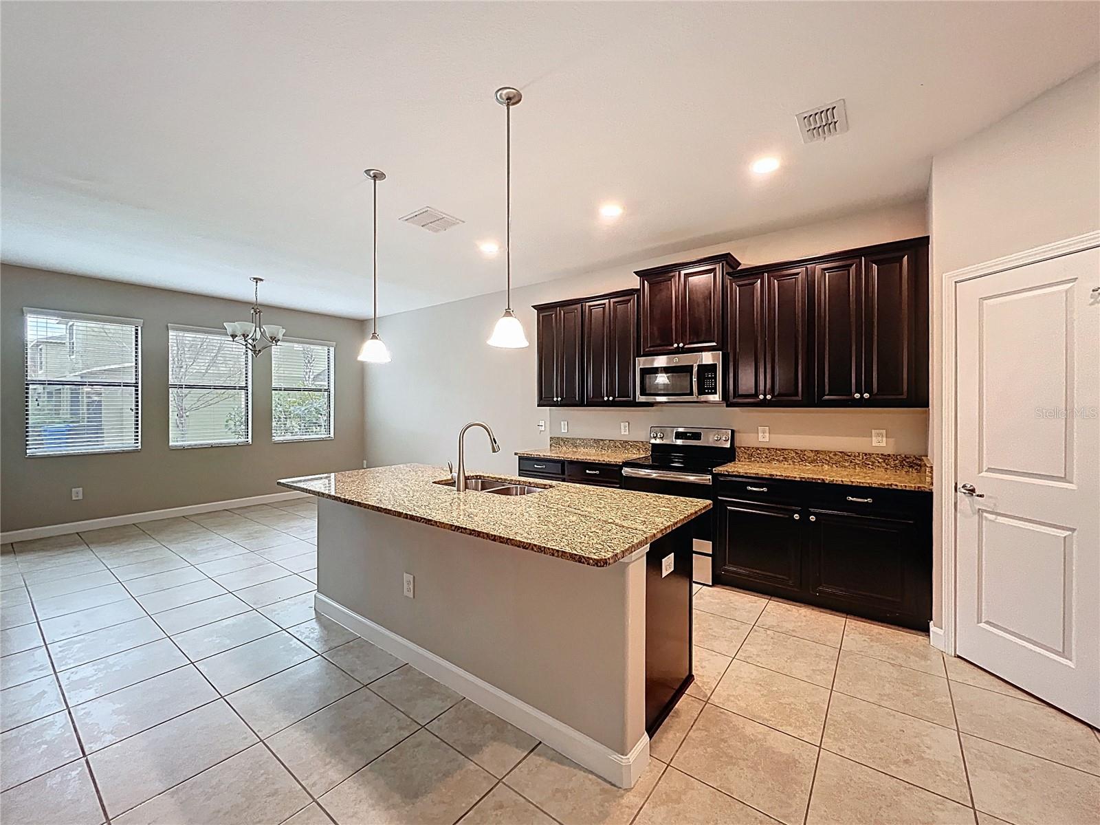 1920 CITRUS LAKE CT, RUSKIN, FL, 33570