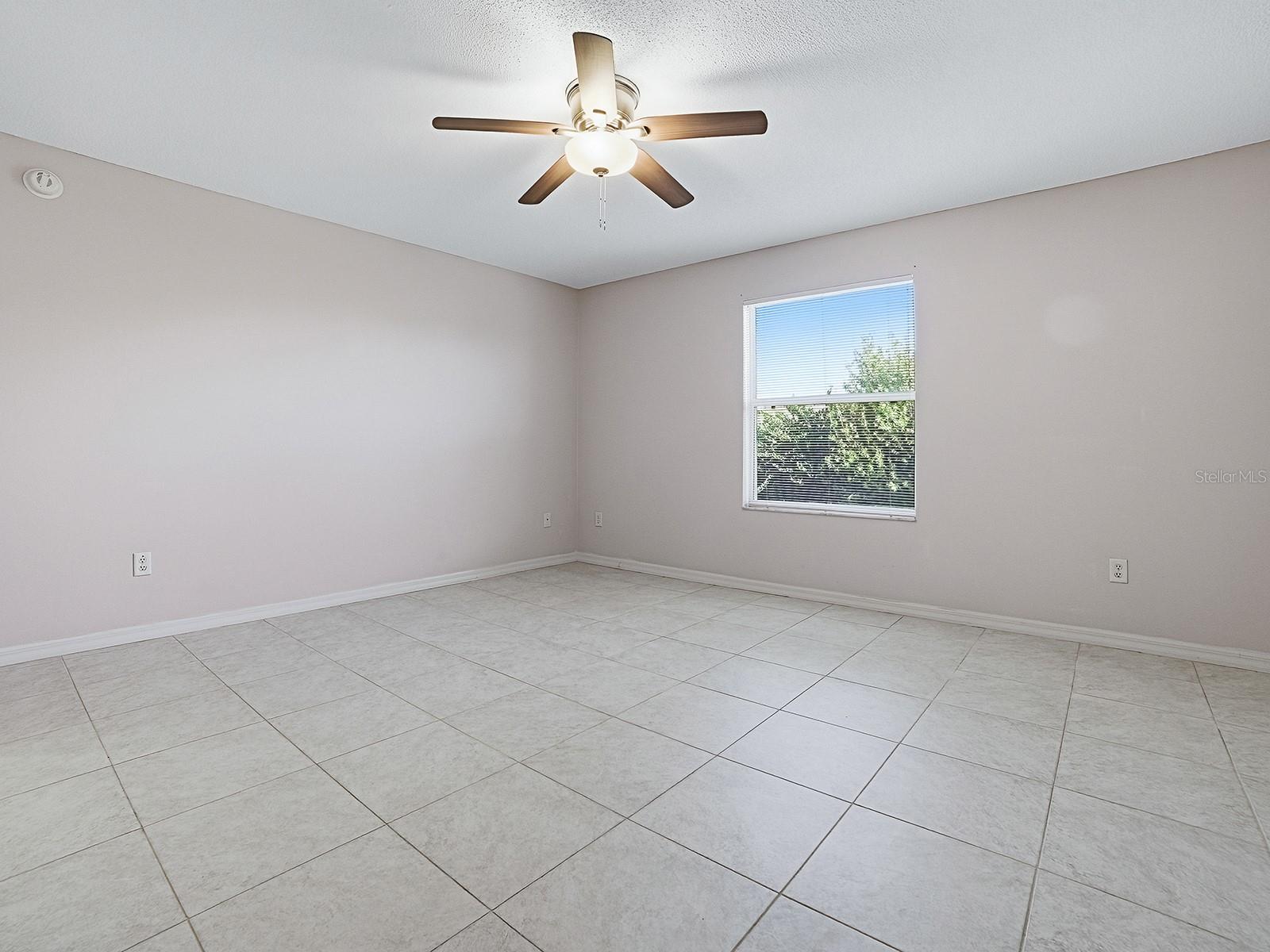 17411 SE 74TH NETHERCLIFT TER, THE VILLAGES, FL, 32162