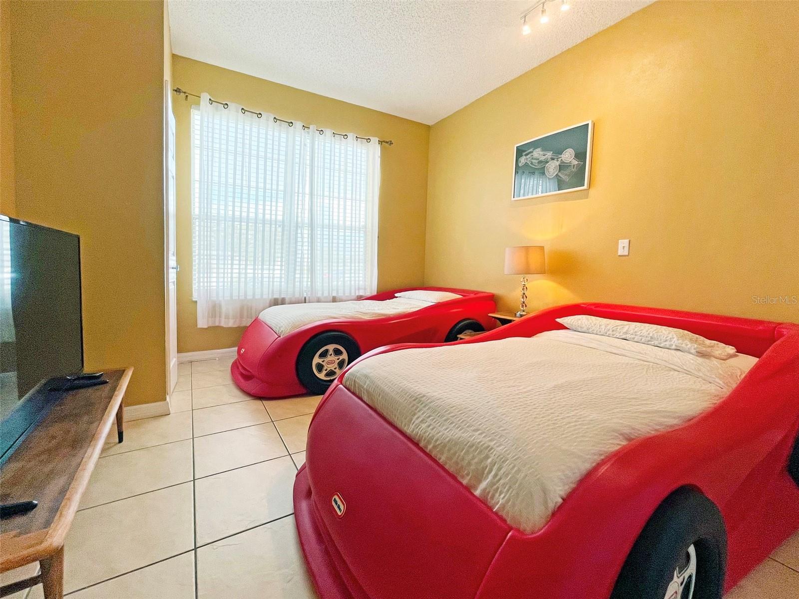 160 HIDEAWAY BEACH LN, KISSIMMEE, FL, 34746