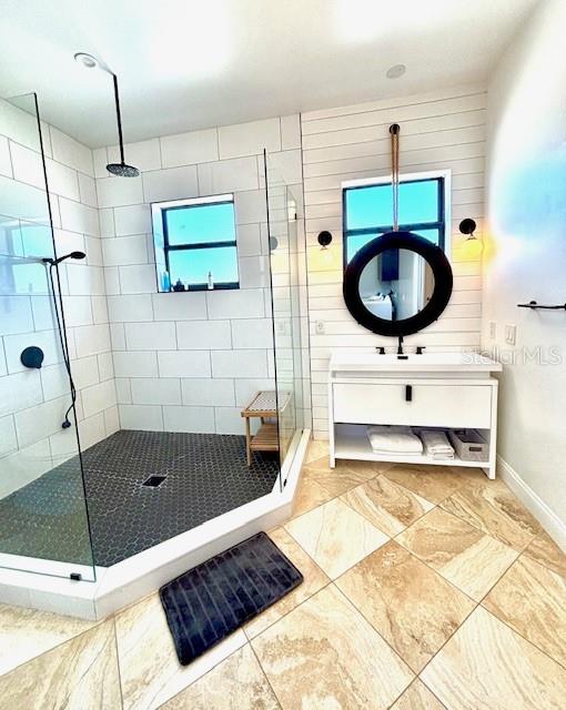 3203 E DE BAZAN AVE, ST PETE BEACH, FL, 33706