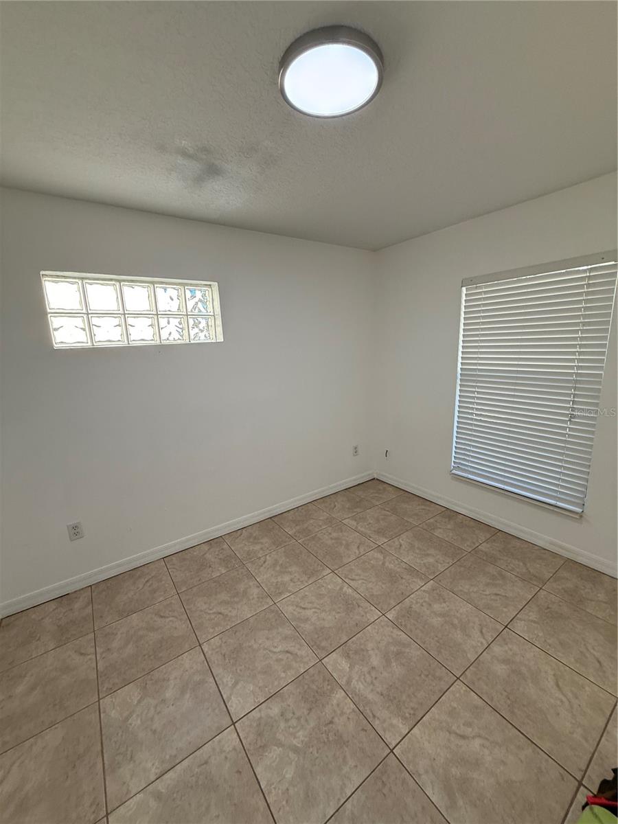 1247 LAKEVIEW DR, CLERMONT, FL, 34711