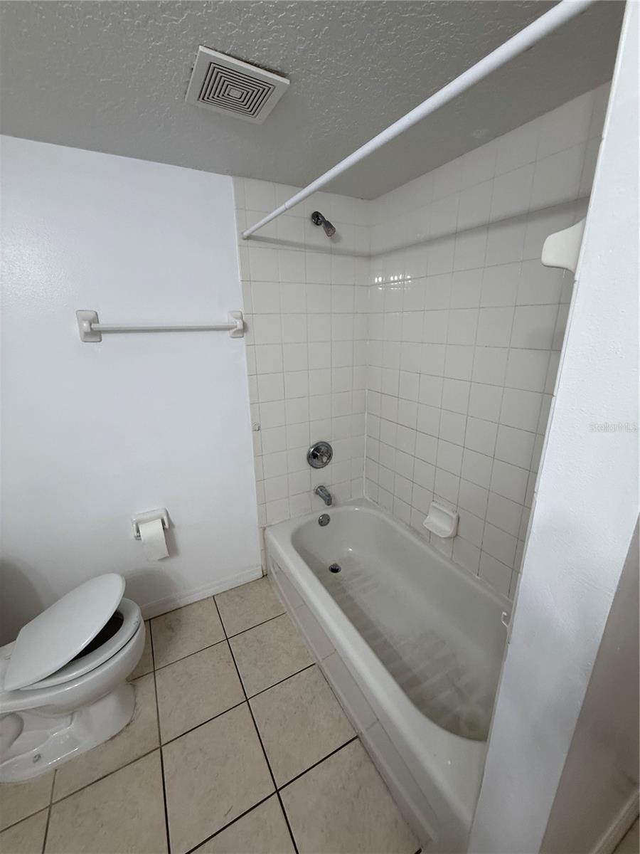 1247 LAKEVIEW DR, CLERMONT, FL, 34711