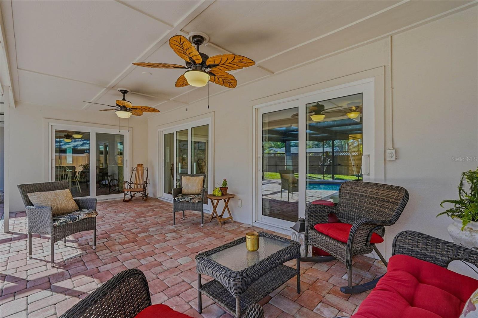 10099 LINDEN PLACE DR, SEMINOLE, FL, 33776