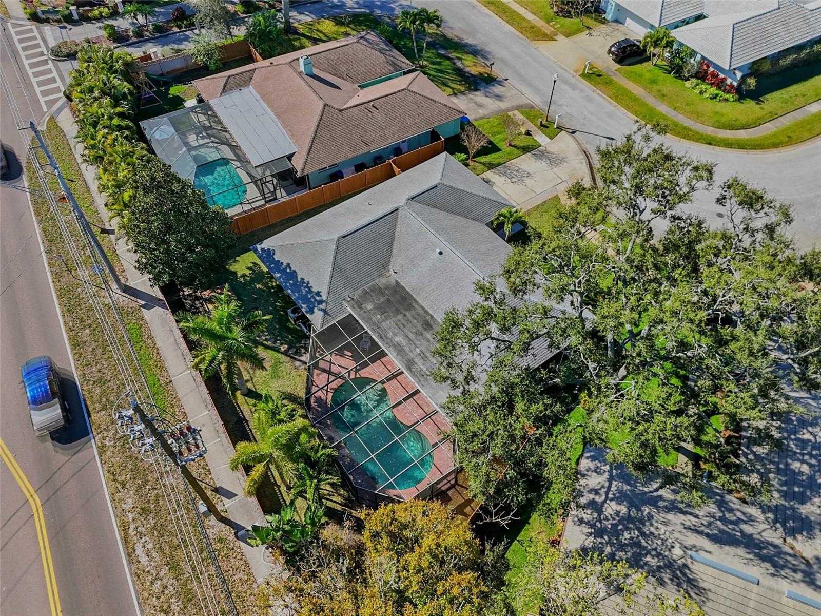 10099 LINDEN PLACE DR, SEMINOLE, FL, 33776