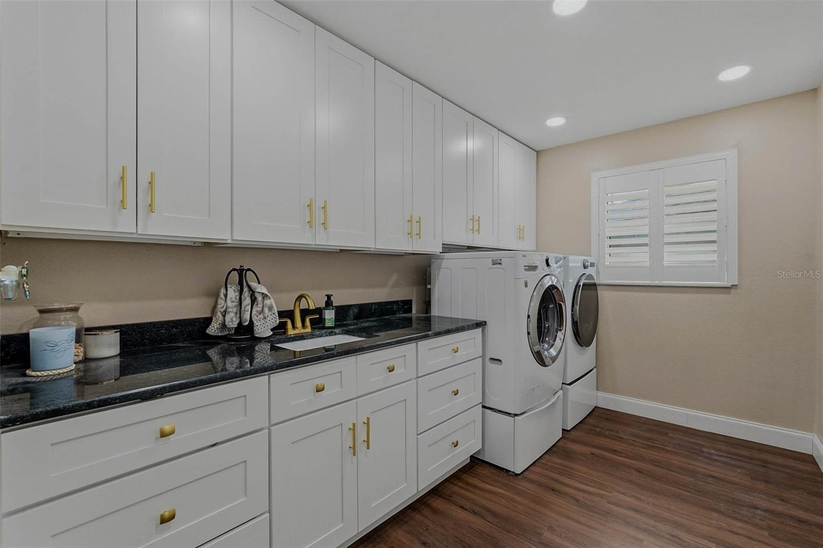 10099 LINDEN PLACE DR, SEMINOLE, FL, 33776