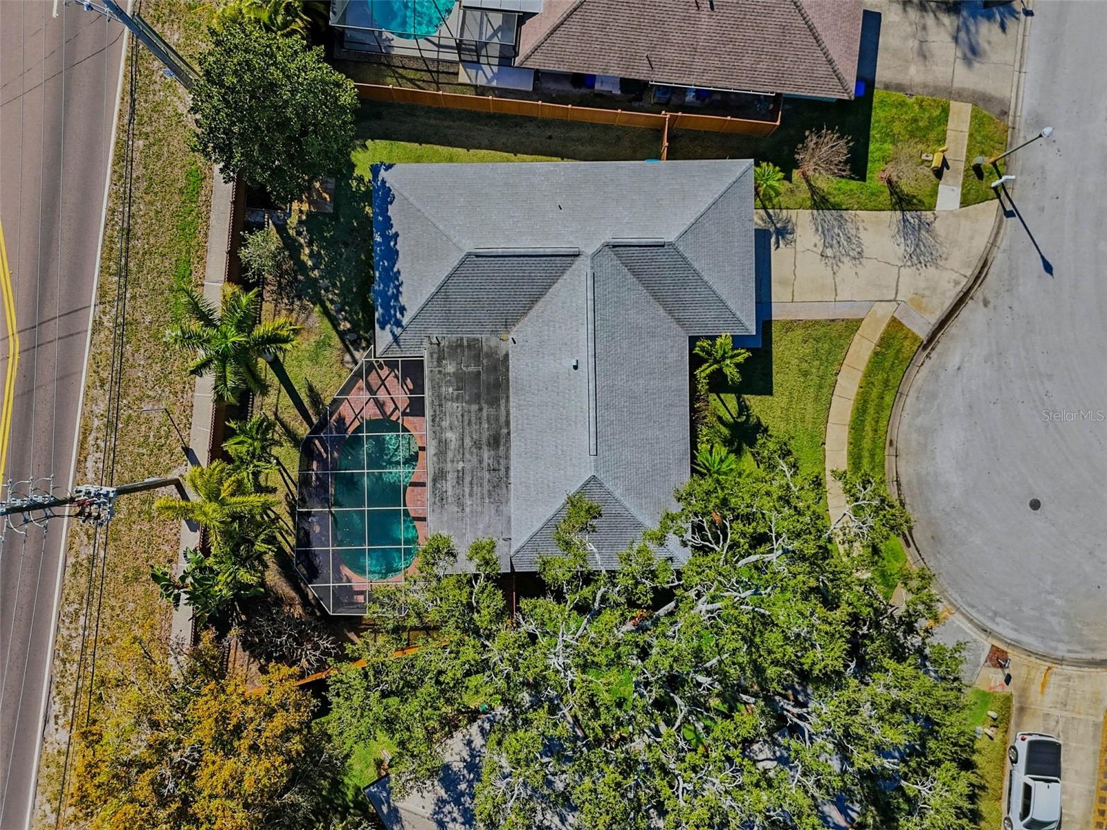 10099 LINDEN PLACE DR, SEMINOLE, FL, 33776