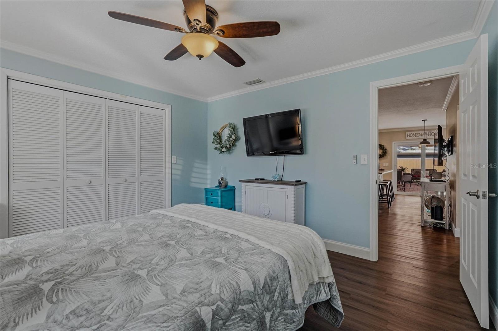 10099 LINDEN PLACE DR, SEMINOLE, FL, 33776