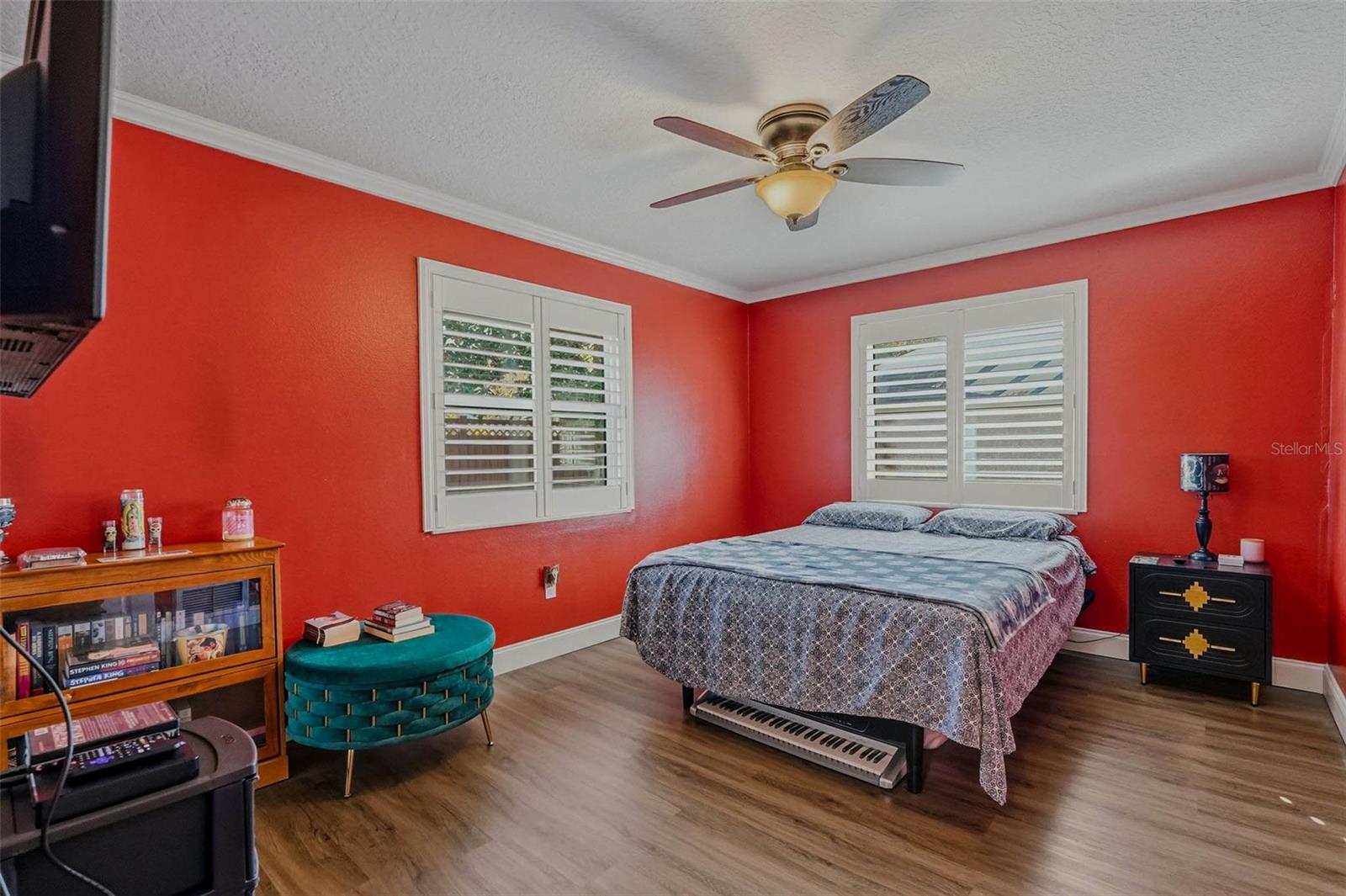 10099 LINDEN PLACE DR, SEMINOLE, FL, 33776