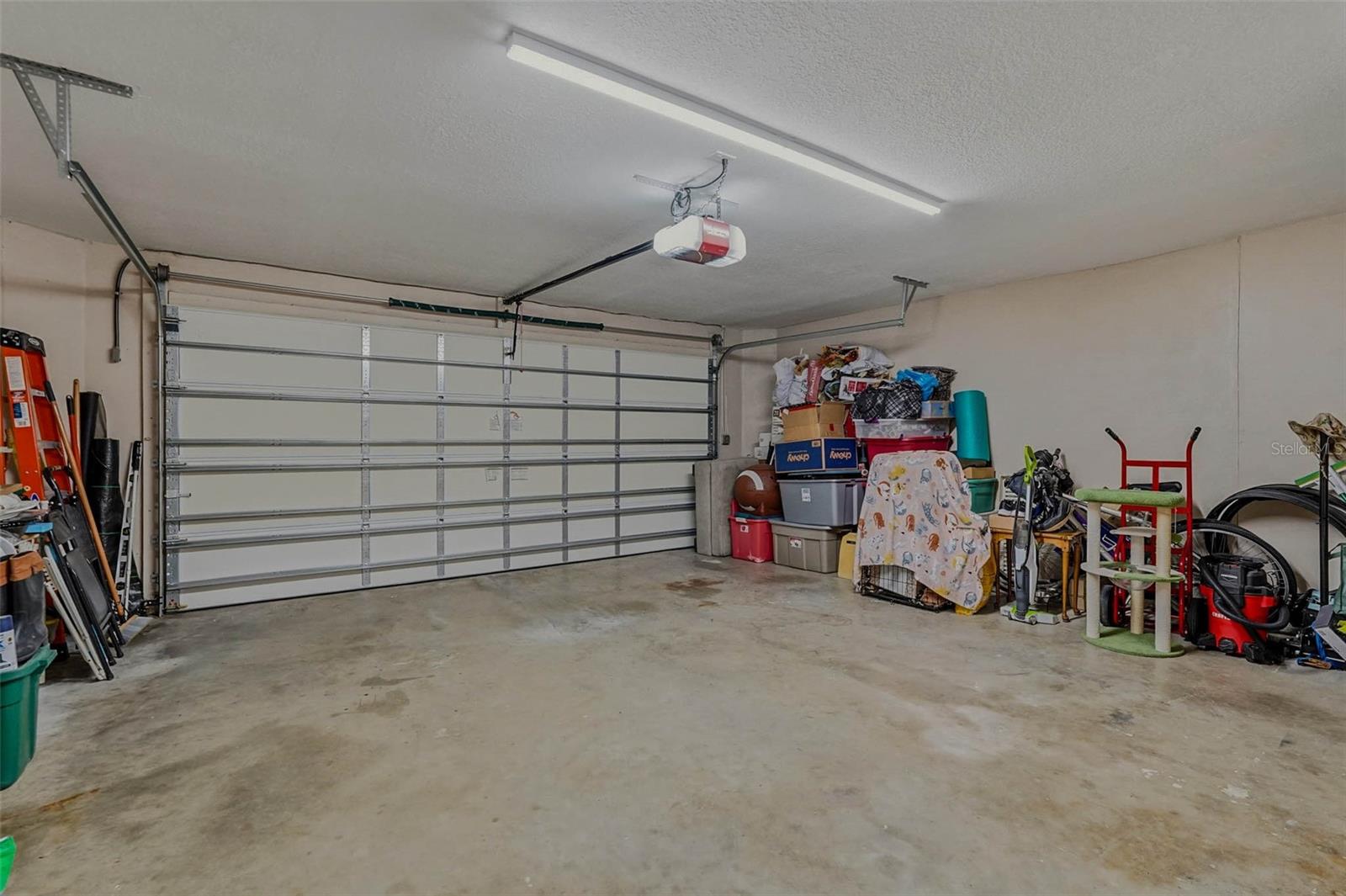 10099 LINDEN PLACE DR, SEMINOLE, FL, 33776