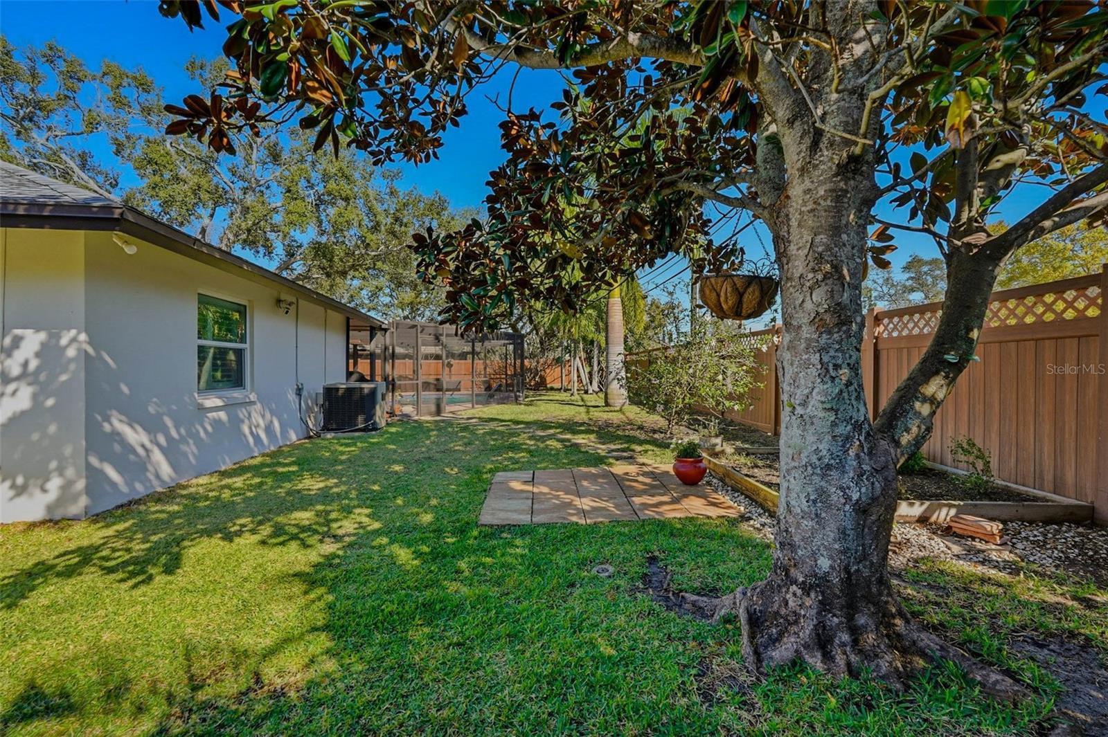 10099 LINDEN PLACE DR, SEMINOLE, FL, 33776