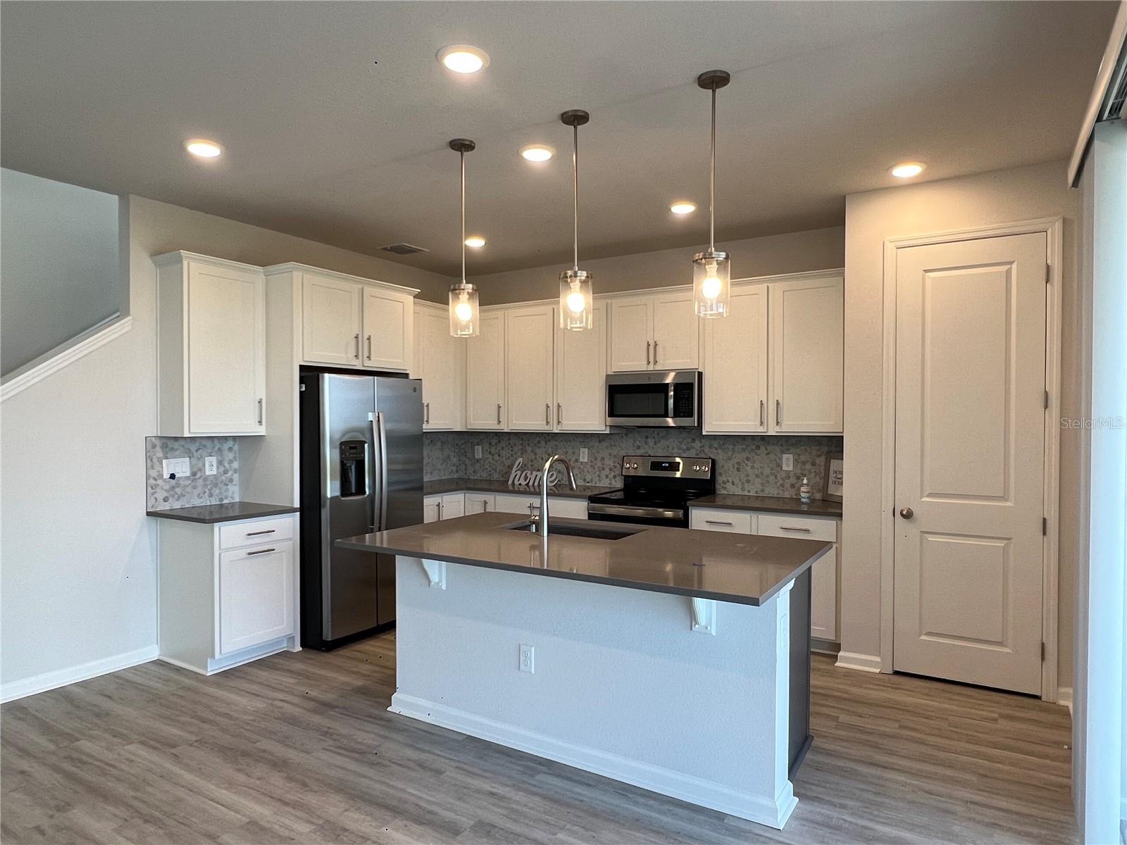 1024 GRIFFON AVE, LAKE ALFRED, FL, 33850