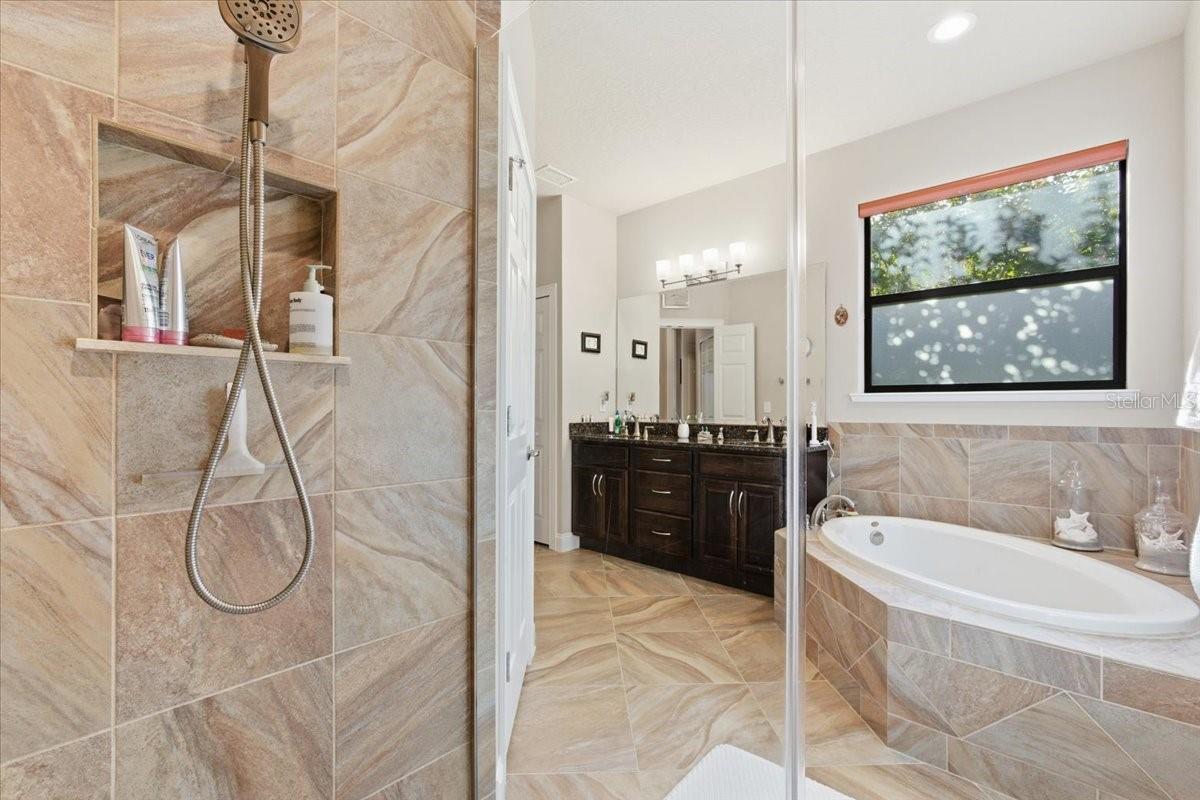 8 COCHRAN LN, PALM COAST, FL, 32137