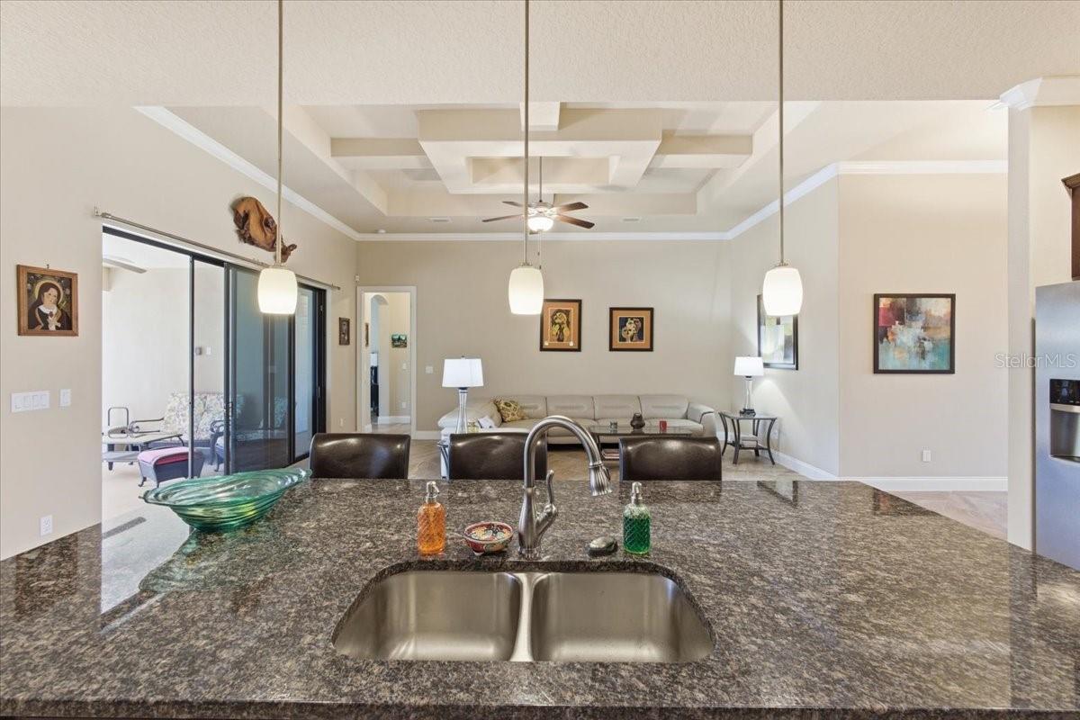 8 COCHRAN LN, PALM COAST, FL, 32137