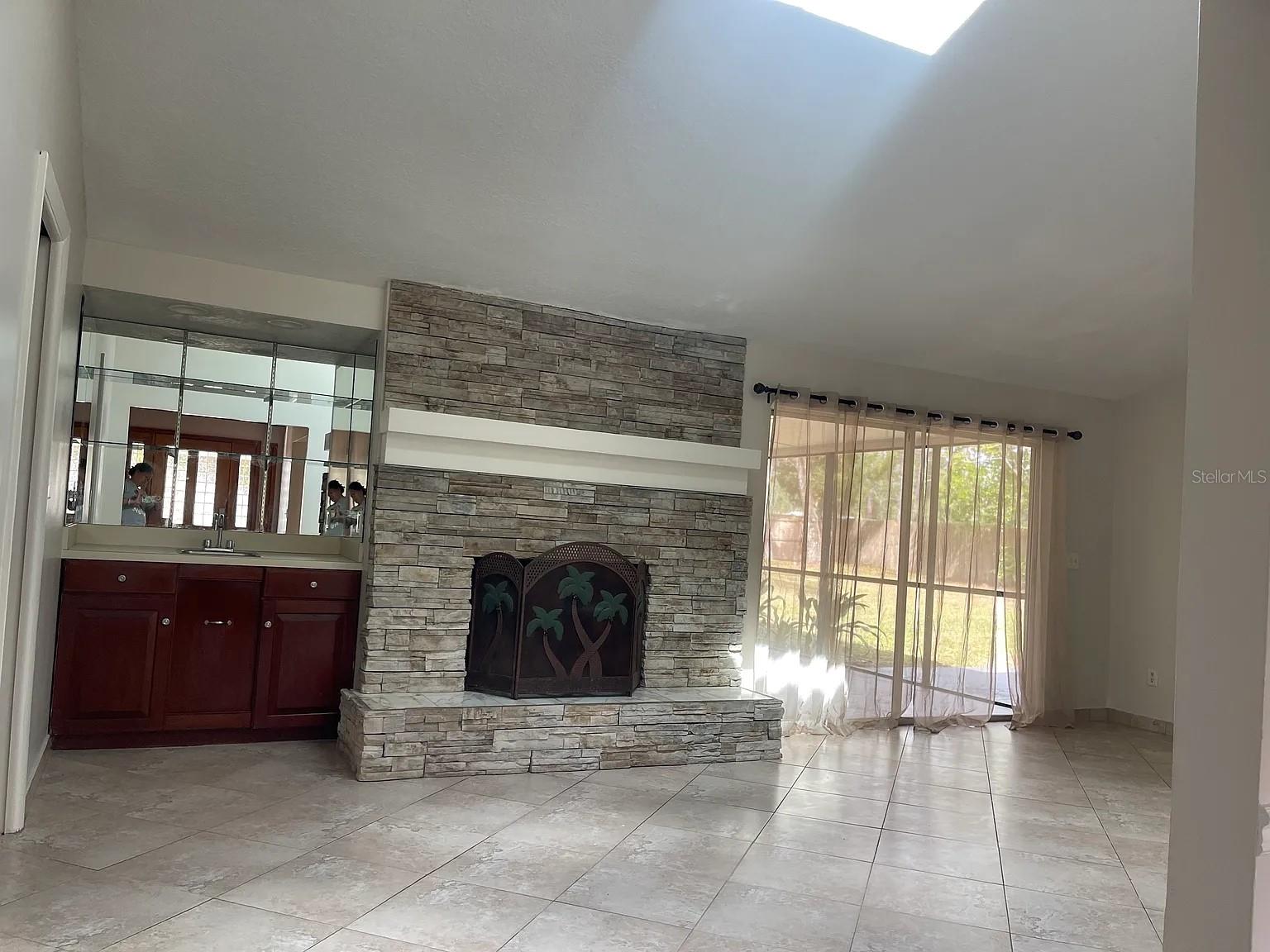 305 W SWEETWATER CREEK DR, LONGWOOD, FL, 32779