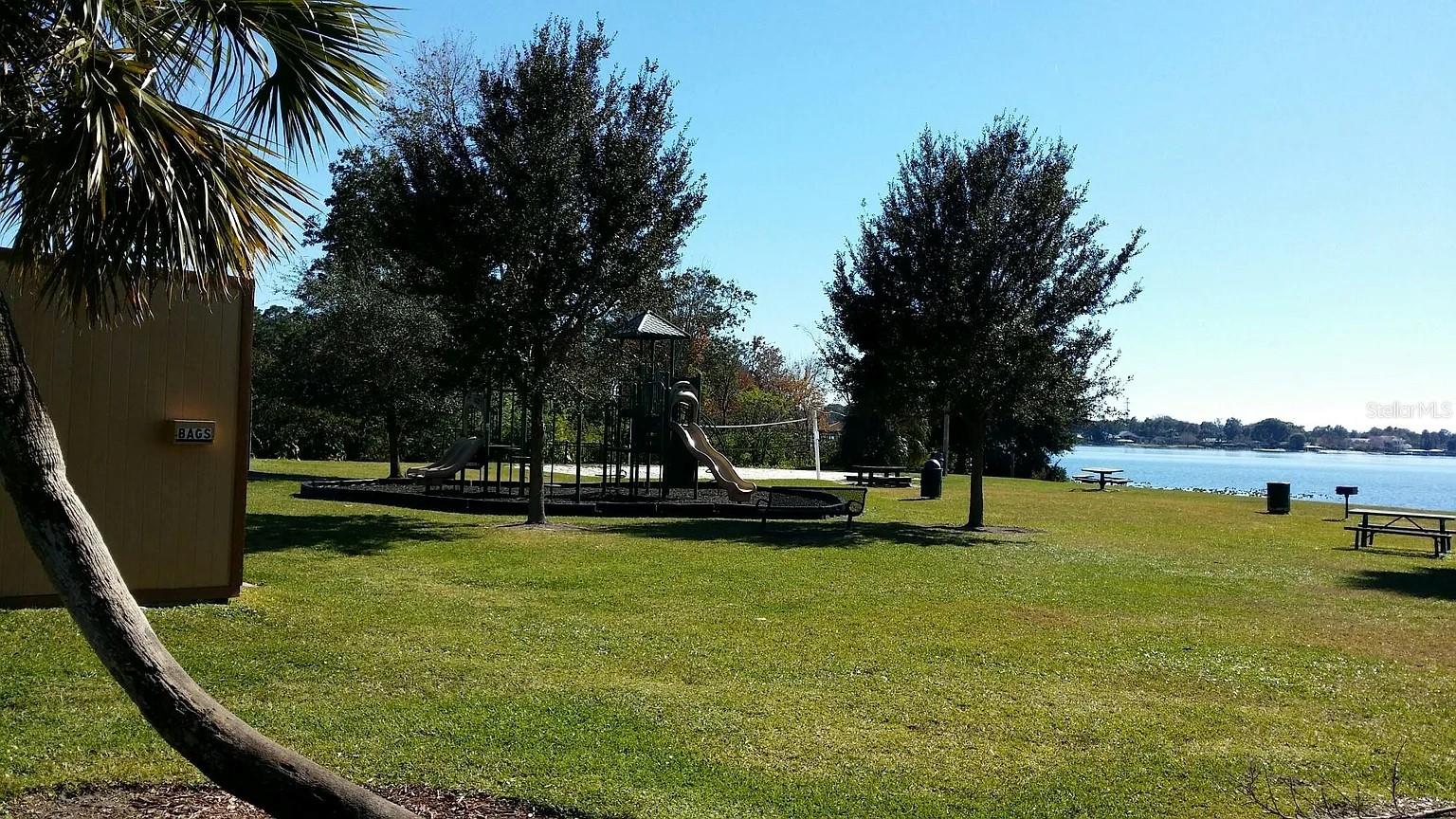 305 W SWEETWATER CREEK DR, LONGWOOD, FL, 32779