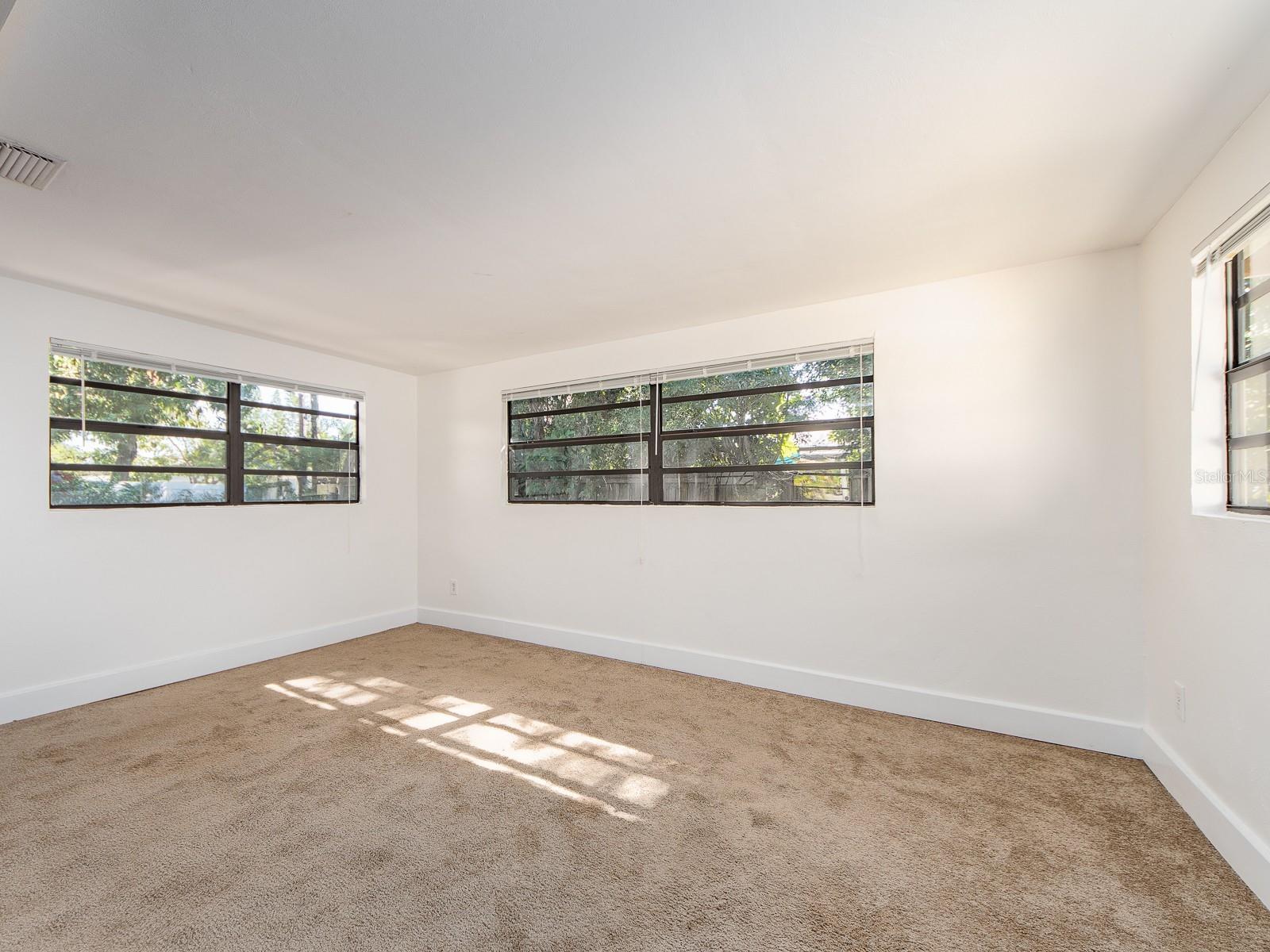 2242 INDIAN AVE S, BELLEAIR BLUFFS, FL, 33770