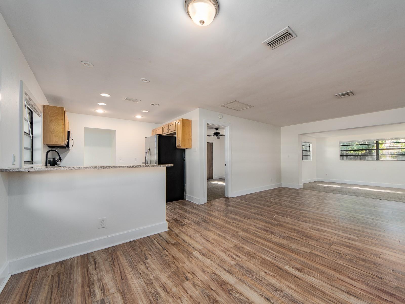 2242 INDIAN AVE S, BELLEAIR BLUFFS, FL, 33770