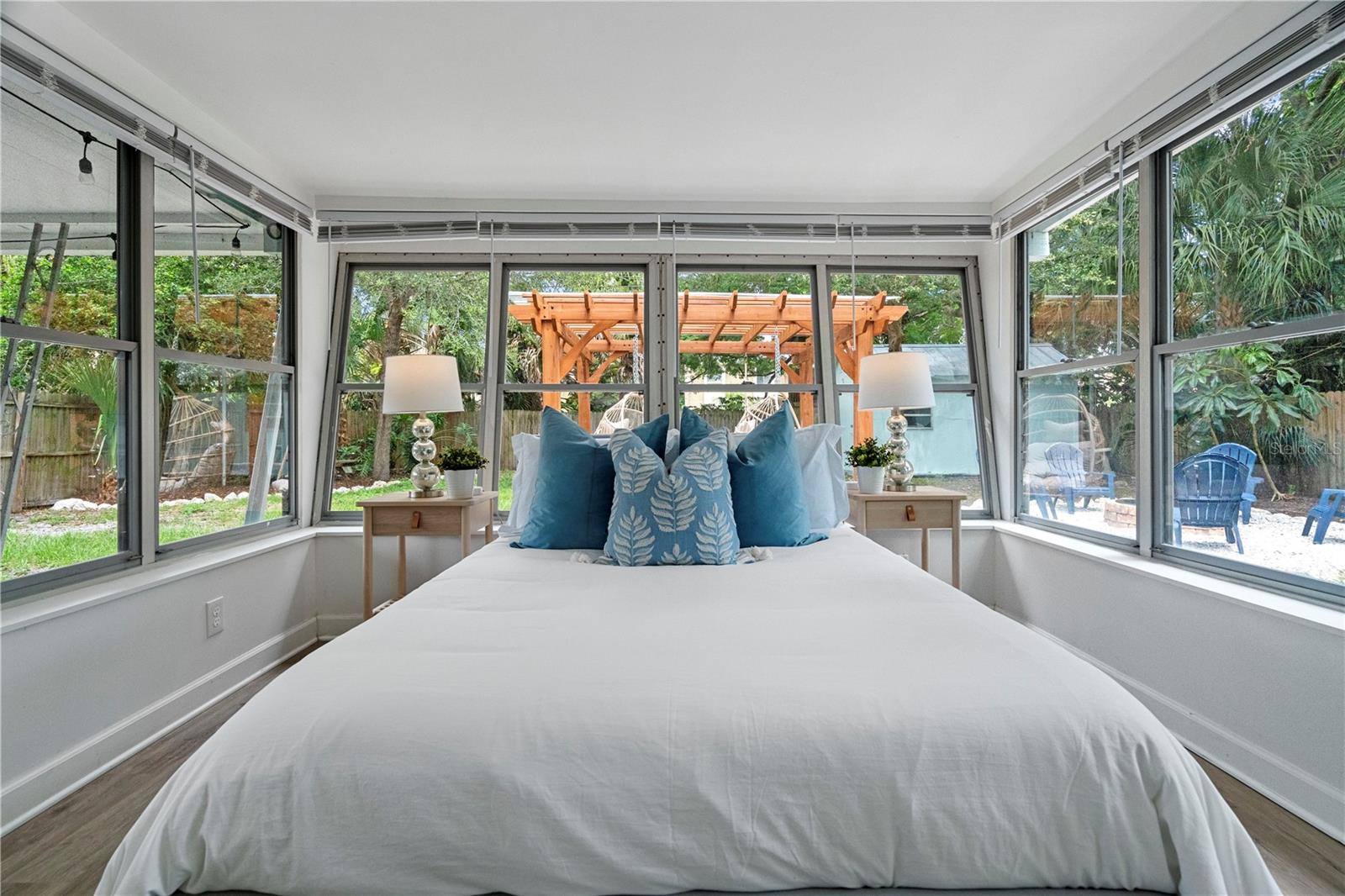 341 WERTZ DR, LARGO, FL, 33771