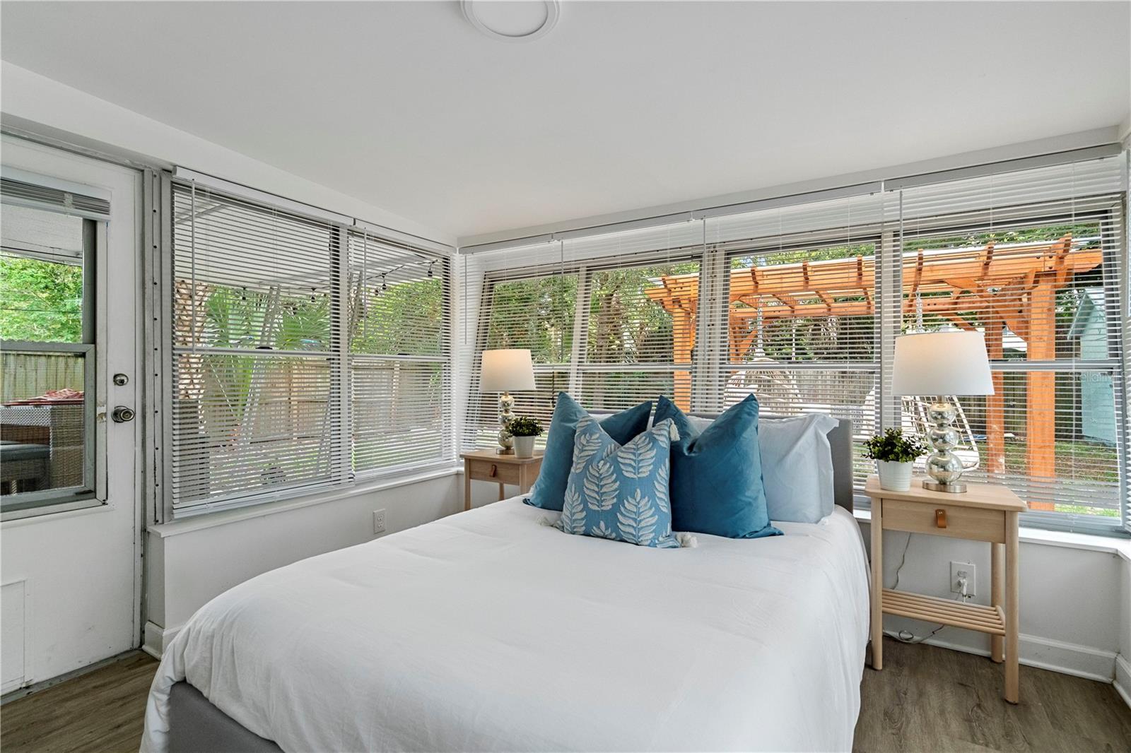 341 WERTZ DR, LARGO, FL, 33771