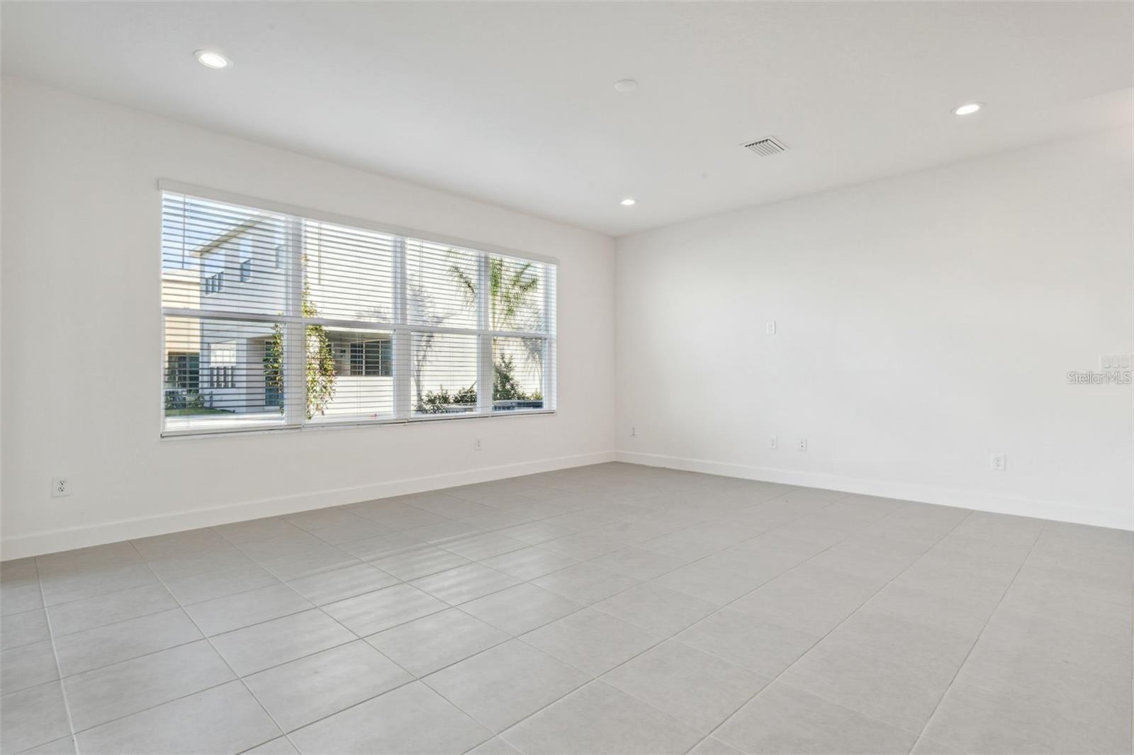 3442 GREAT BANYAN WAY, WESLEY CHAPEL, FL, 33543