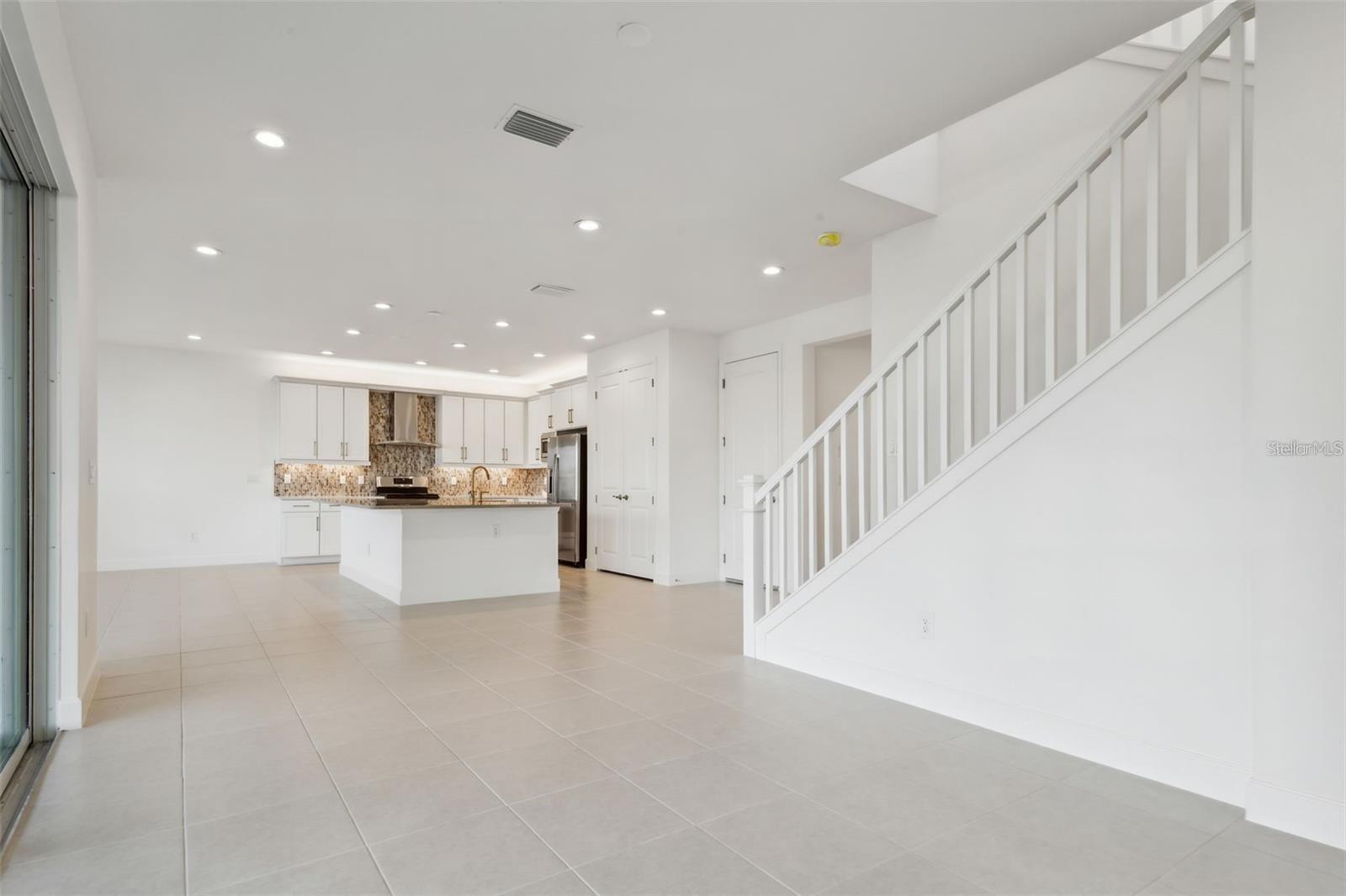 3442 GREAT BANYAN WAY, WESLEY CHAPEL, FL, 33543