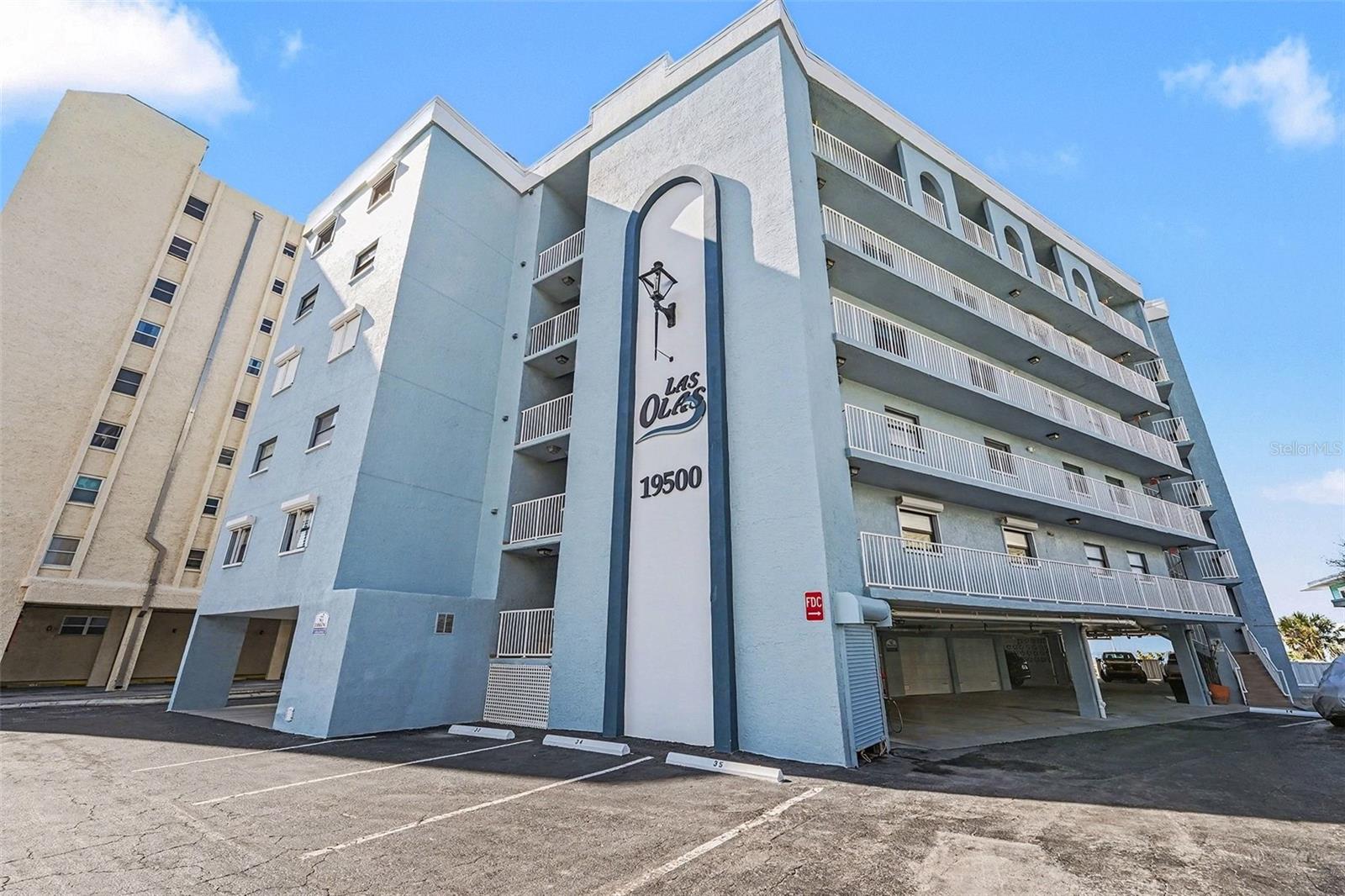 19500 GULF BLVD #102, INDIAN SHORES, FL, 33785