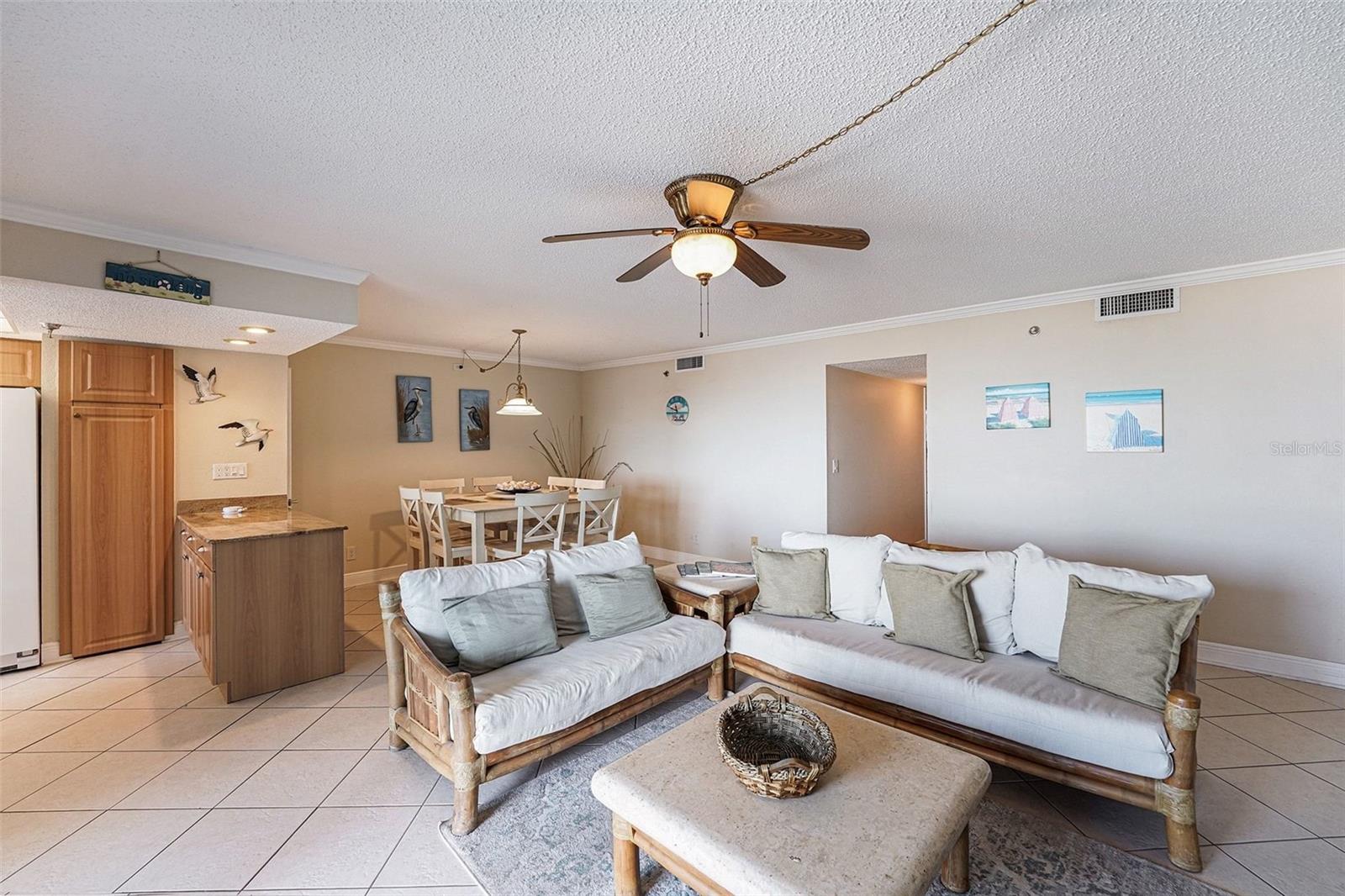 19500 GULF BLVD #102, INDIAN SHORES, FL, 33785