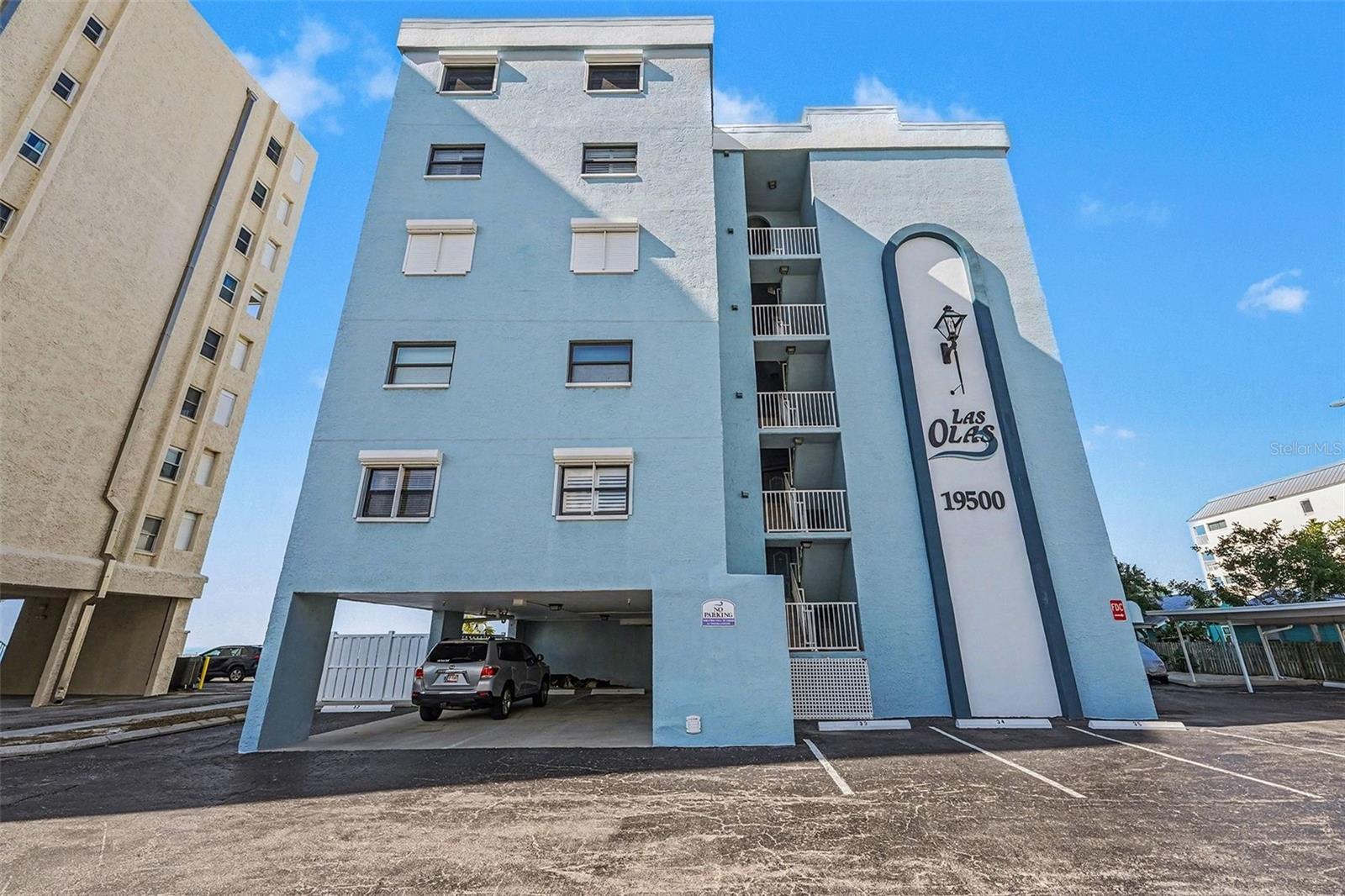 19500 GULF BLVD #102, INDIAN SHORES, FL, 33785