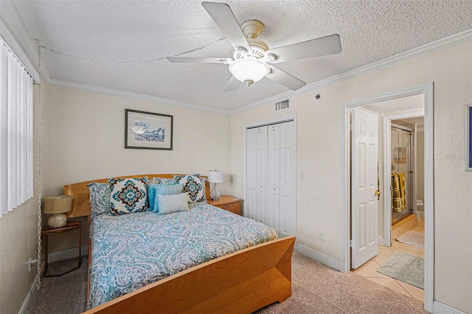 19500 GULF BLVD #102, INDIAN SHORES, FL, 33785