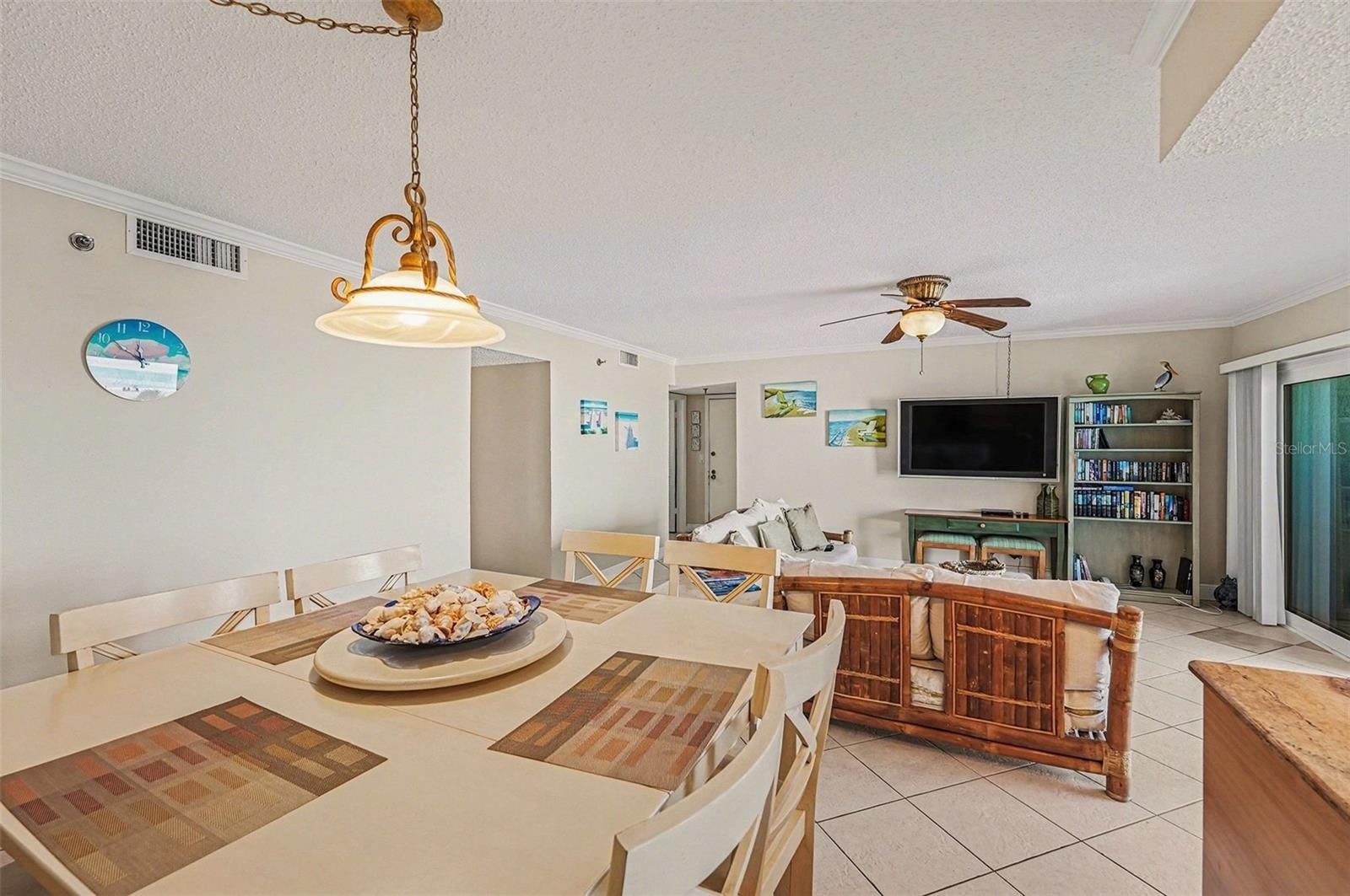 19500 GULF BLVD #102, INDIAN SHORES, FL, 33785