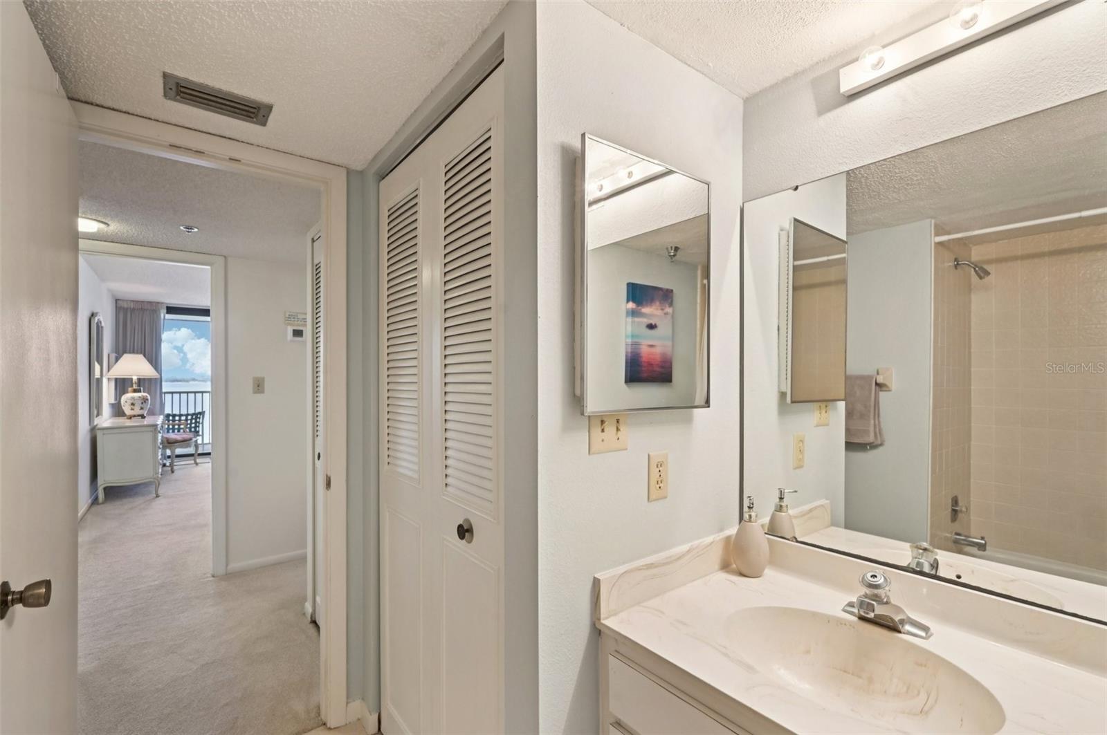 11 SUNSET DR #502, SARASOTA, FL, 34236