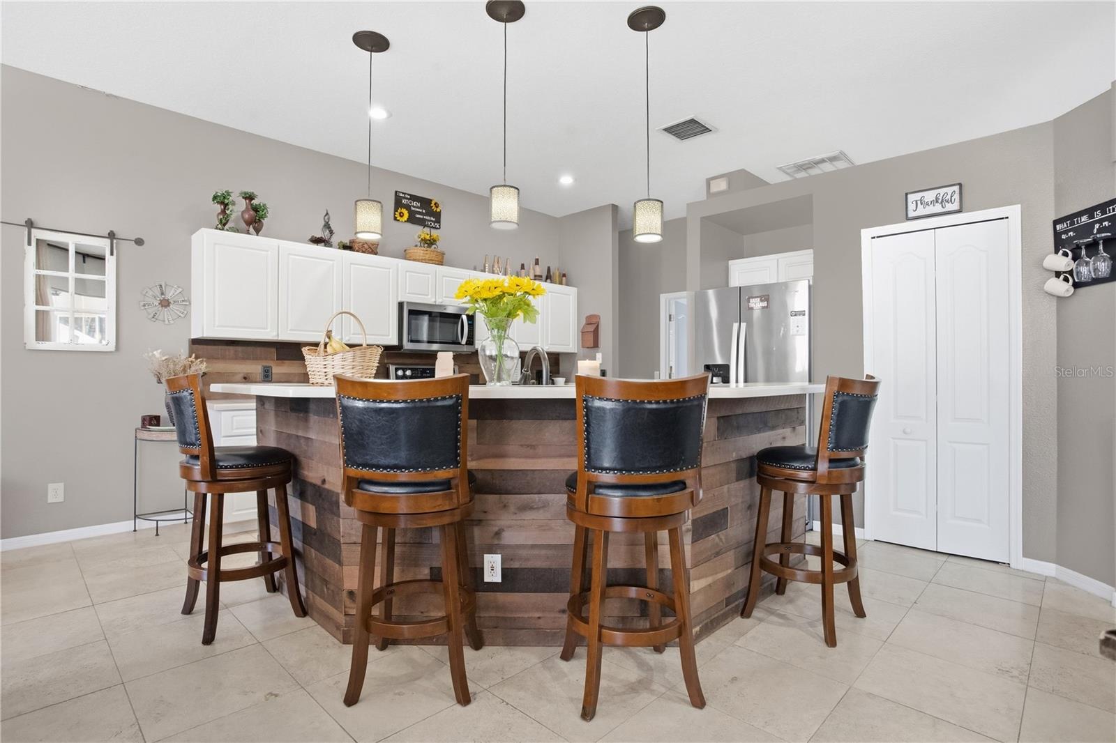 10003 COUNTRY CARRIAGE CIR, RIVERVIEW, FL, 33569